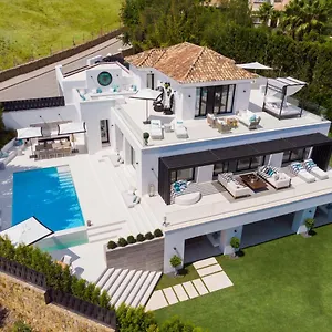 Villa Luxury For Rent In, Marbella